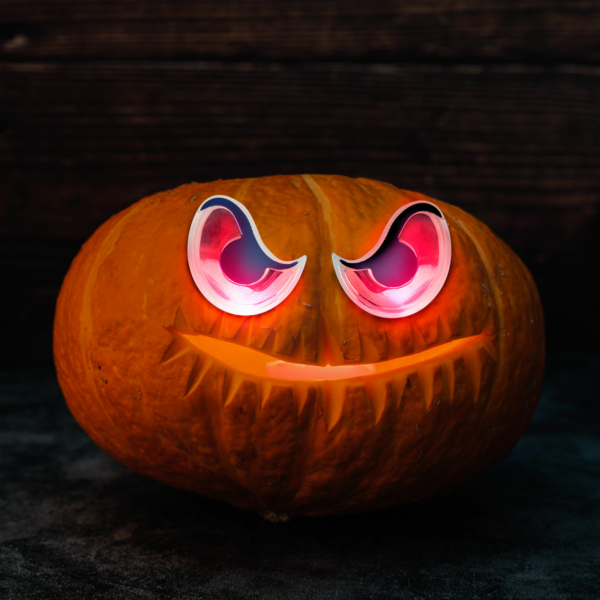 Halloweeni ijesztő szempár - piros LED-es - elemes